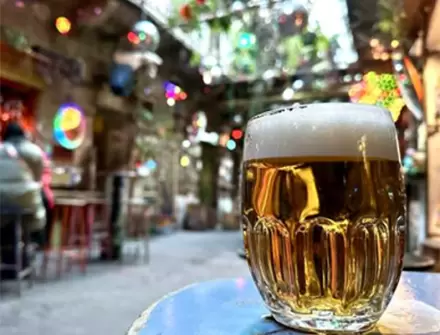 The ultimate pub crawl Budapest 