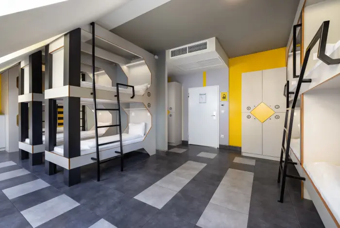 Mixed Dorms - 10-bed dorm