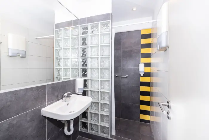 Mixed Dorms - shared bathroom